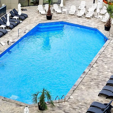 Haven N Pool Alezzi Beach Appartement Năvodari